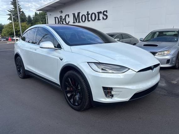 TESLA MODEL X 2018 5YJXCBE28JF133605 image